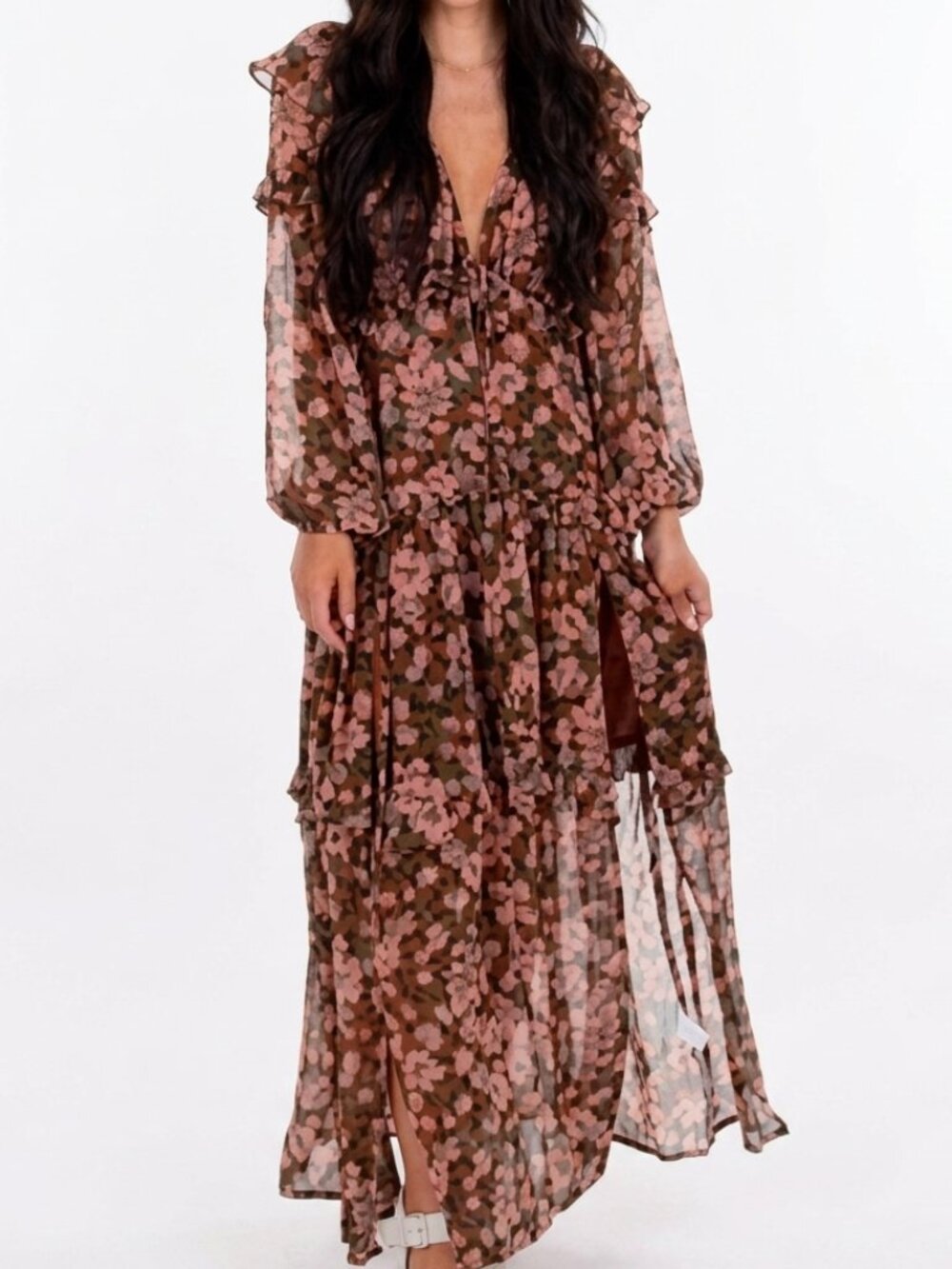 BuddyLove Pia Long Sleeve Maxi Dress in Lost Lovers - Picture 2 of 16